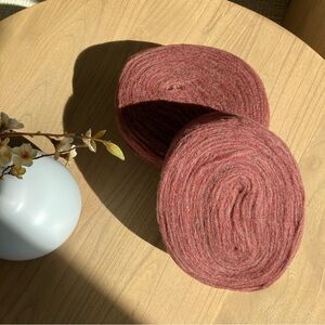 Honer Och Eir Unspun Nutiden Yarn 200g | Colorway Vanessa